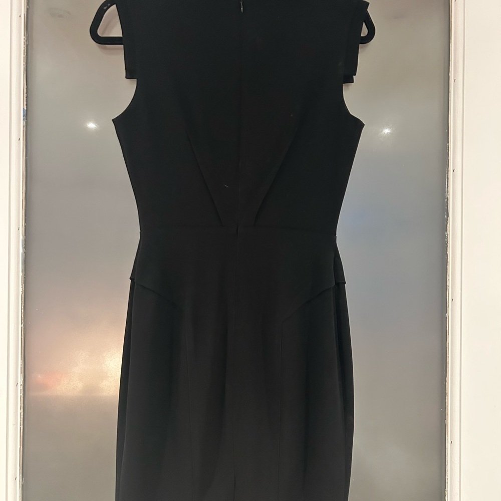 Elegant Black Sleeveless Dress